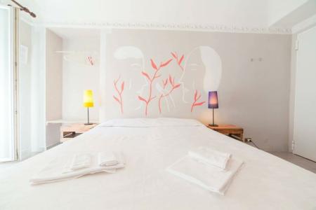 Tomato Backpackers - 7