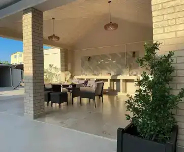 Vivanta - 1