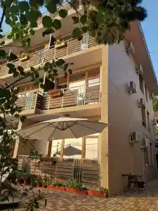 L-hotel - 3