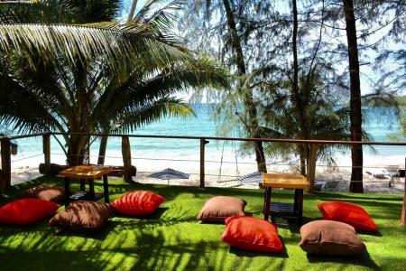 Koh Neverland Beach - 18