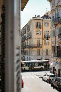 Tomato Backpackers - 8