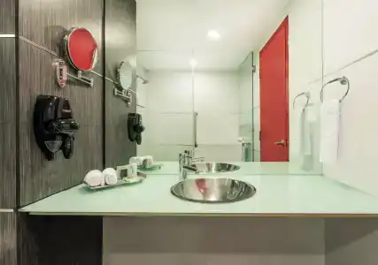 Ramada Encore by Wyndham Queretaro - 13