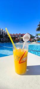 Titanic Palace - Families and Couples only - 56