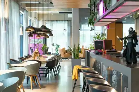 Moxy Frankfurt Airport - 49