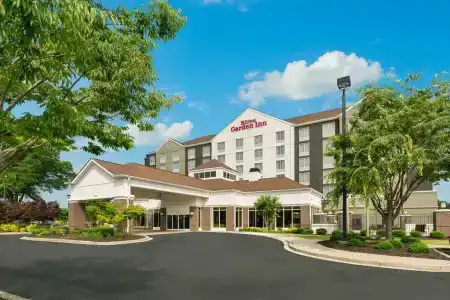 Drury Inn & Suites - 1