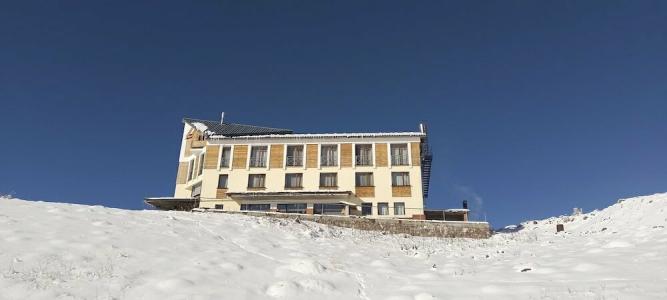 Khizina Rezo | REZO HUT - 21