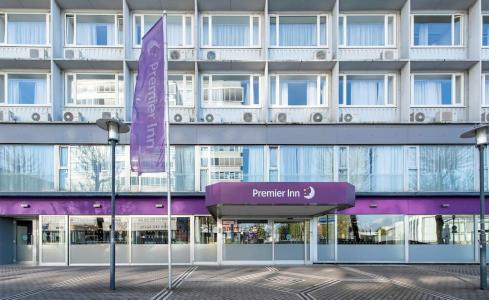 Premier Inn Saarbrücken City Centre - 36
