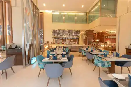 Holiday Inn Mumbai International Airport, An Ihg - 15