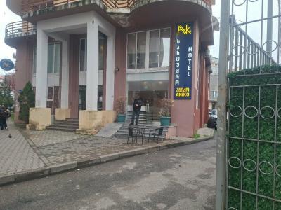 Aniko - 3