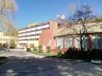 Солнечный - 65
