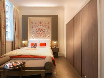 The Lalit London - 12