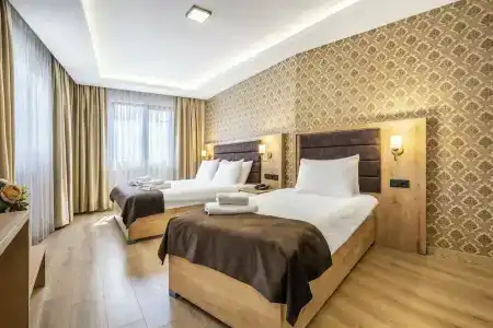 Emin Palace - 42