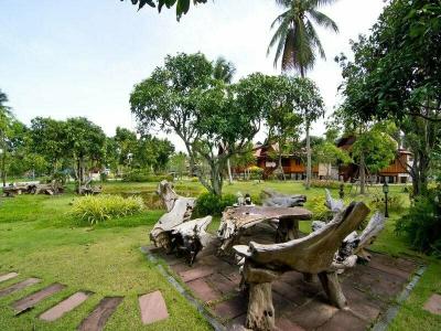 Bueng Bua Thong - 7