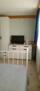 Ласточки над маяком - 0