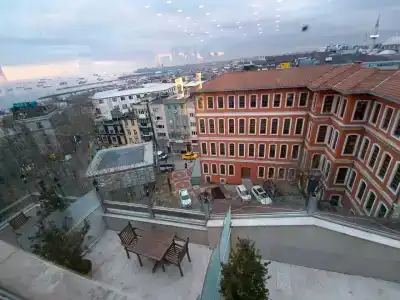 Sultanhan - Special Category - 17