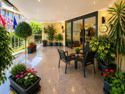 Club Karakas Apart Otel - 1