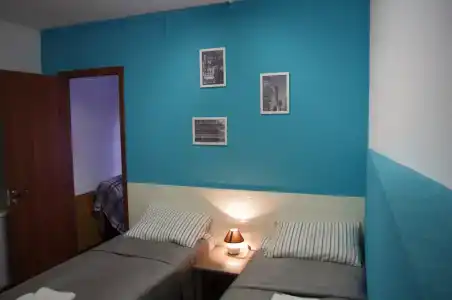 Simple Bon Voyage - 83