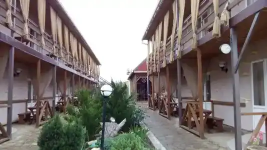 Дворик - 2