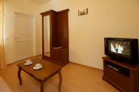 Приморский дворик - 67