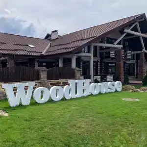 WoodHouse - 0