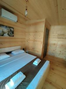 Best House - 11