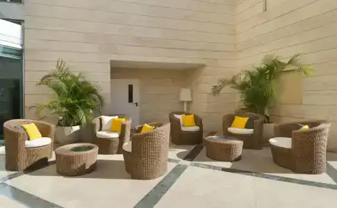 Ramada & Suites by Wyndham Netanya - 9