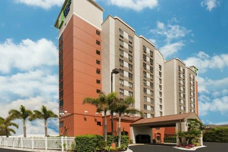 Holiday Inn Express & Suites - Nearest Universal Orlando, an IHG - 86