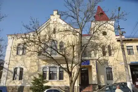 Таврическая - 0