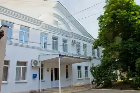 Левада - 27