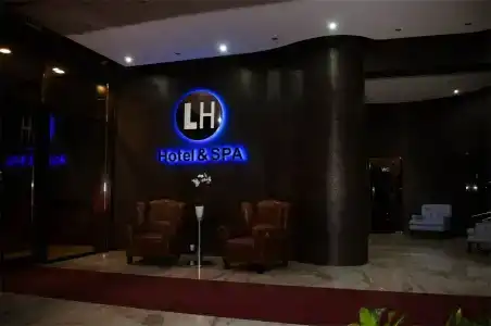 Lh & Spa - 30