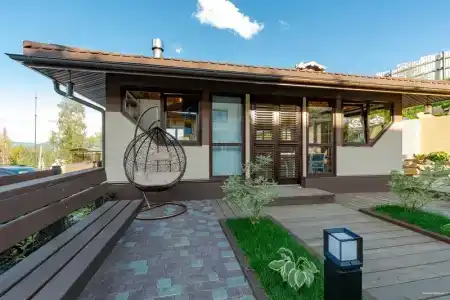 Губернский - 75