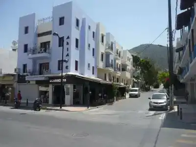 Indigo Inn - 4