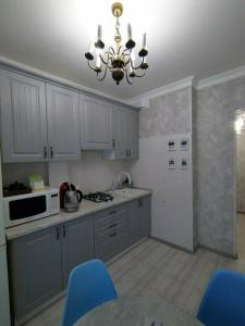 Sweet Home - 10