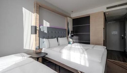Holiday Inn Berlin-Alexanderplatz, an IHG - 9