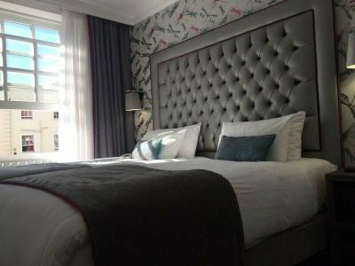 The Beverley London - Victoria - 4