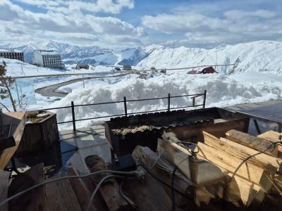 Khizina Rezo | REZO HUT - 22