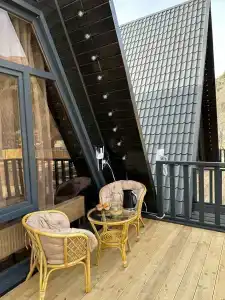 Noble House - 3
