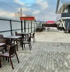 Бродвей - 28
