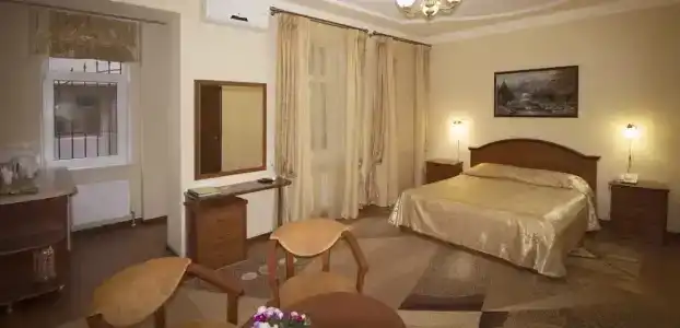 Фаворит - 3