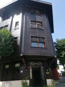 Emine Sultan - 86
