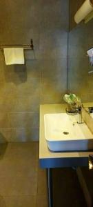 Barsuna hotel/bar - 43