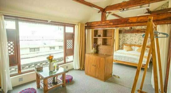 Cabin 7 Inn - 12