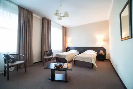 Граф Толстой - 77