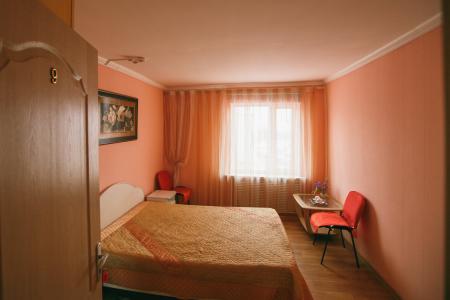 Нефтяник - 12