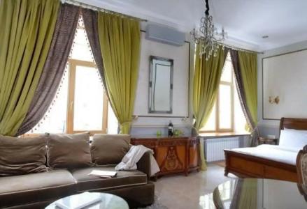 Theatre Boutique Apart-Hotel - 1