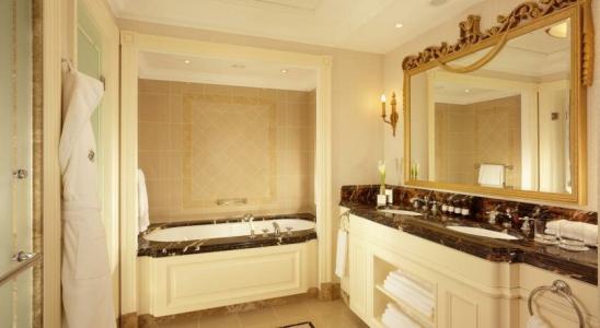 Fairmont Grand Kyiv - 10