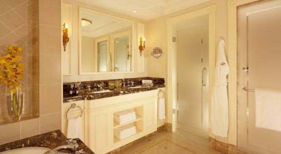 Fairmont Grand Kyiv - 12
