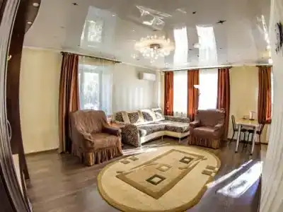 В центре - 37