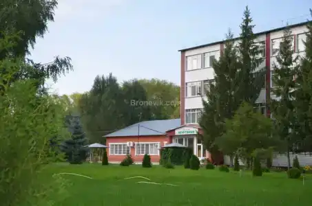 Нефтяник - 8