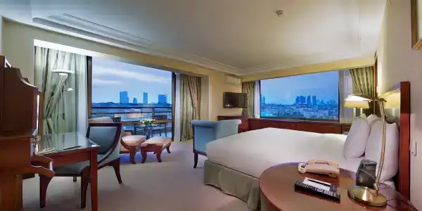 Hilton Istanbul Bosphorus - 1